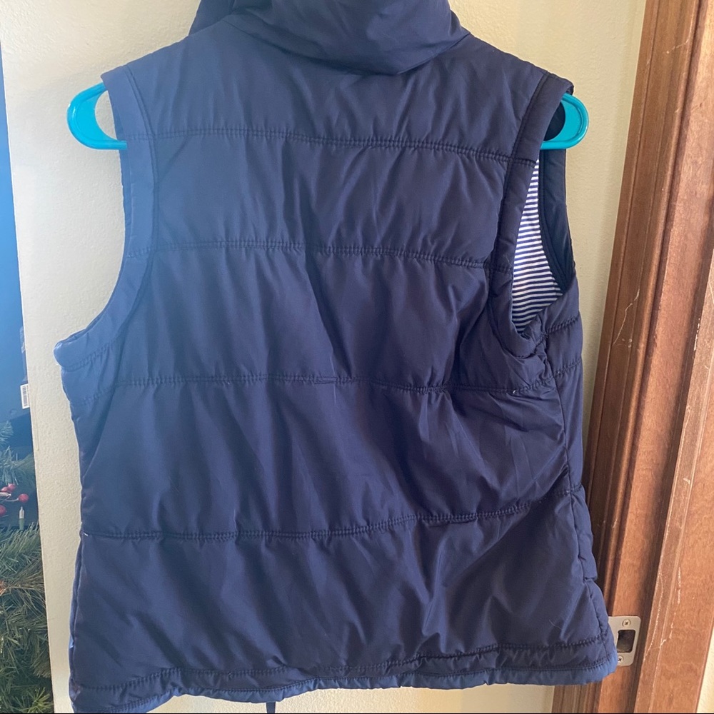 American Eagle Vest - Picture 3 of 4